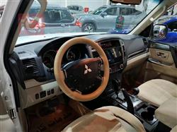 میتسوبیشی پاجیرۆ